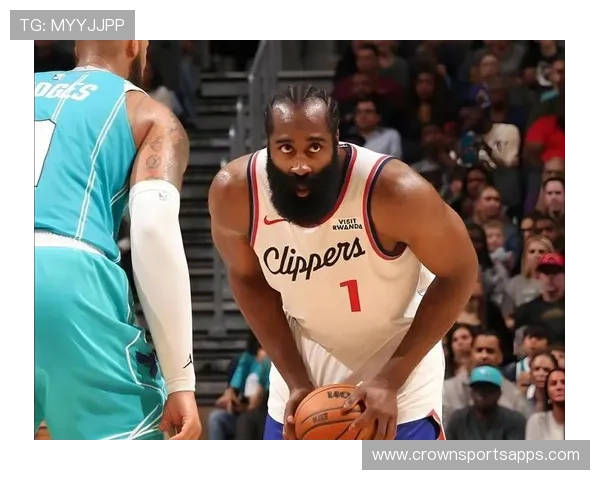 哈登挡拆进攻提升效率显著，助火箭拉开比分差距