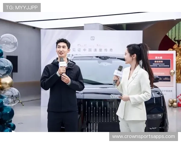 武大靖家冰箱里冻着的不是冰块，是他每天掐表练到凌晨三点的汗