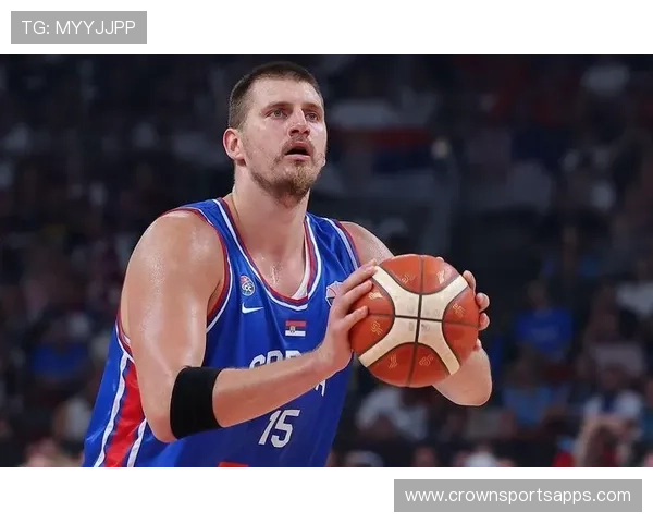 张伯伦篮下碾压主导得分对比约基奇更偏单打