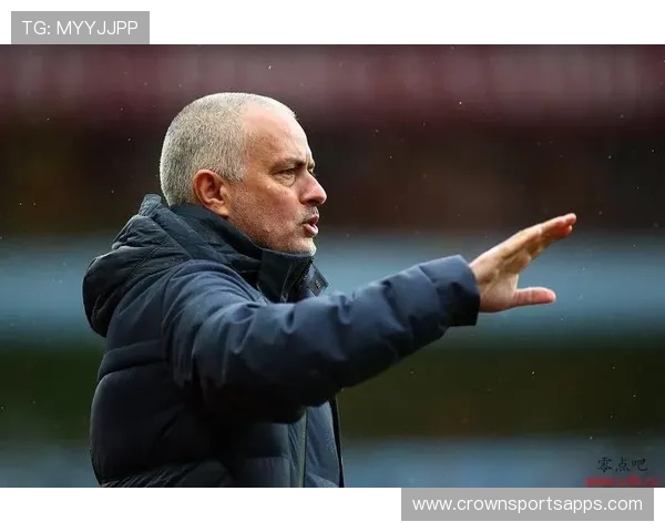 巴萨进攻体系过度依赖边路，中路渗透能力受限影响战术多样性